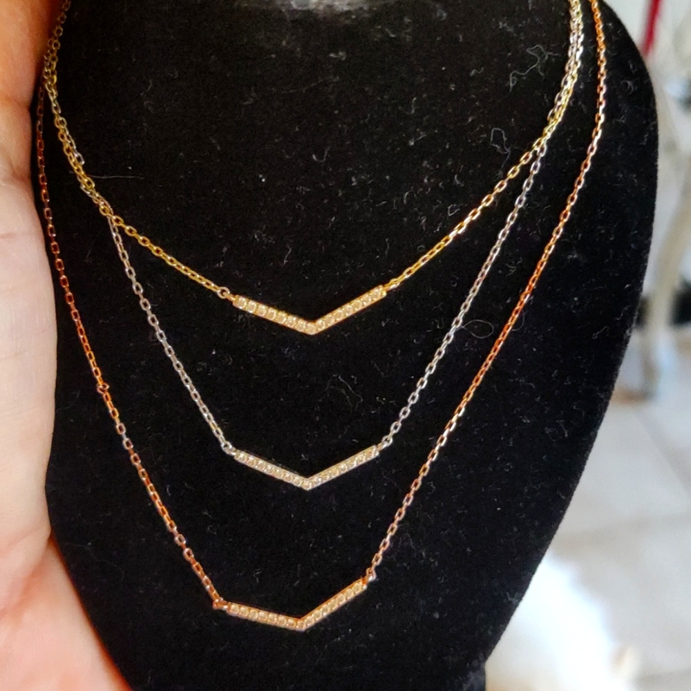 🥈Sterling silver tri-color Crystal accent necklace plus matching ring size 7.🥈